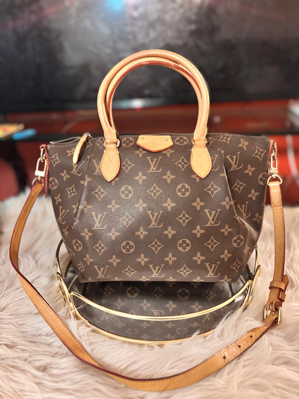 Louis Vuitton Monogram Canvas Shoulder Bag in Brown and Tan,  Like Size 30 to 35